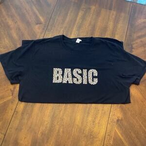 Basic tshirt size XL women’s animal print